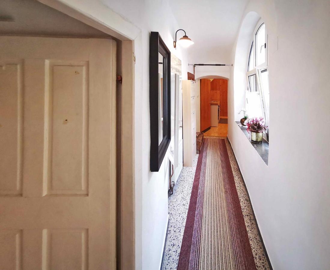 Ferienwohnung Himmelberg 80M2 In Der Altstadt Und Toll Fuer Familien Klagenfurt am Woerthersee Zewnętrze zdjęcie