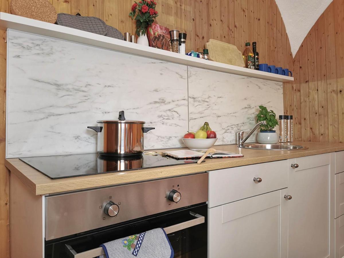 Ferienwohnung Himmelberg 80M2 In Der Altstadt Und Toll Fuer Familien Klagenfurt am Woerthersee Zewnętrze zdjęcie